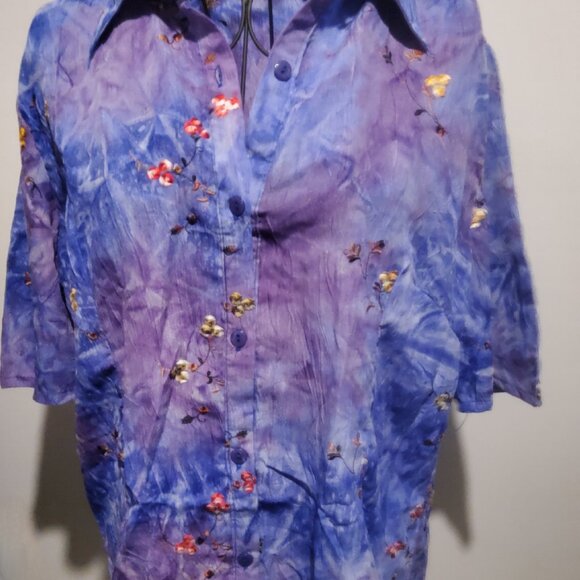 VENUS FASHION   embroidered  button up  blouse  SIZE LARGE NWT - Picture 1 of 9